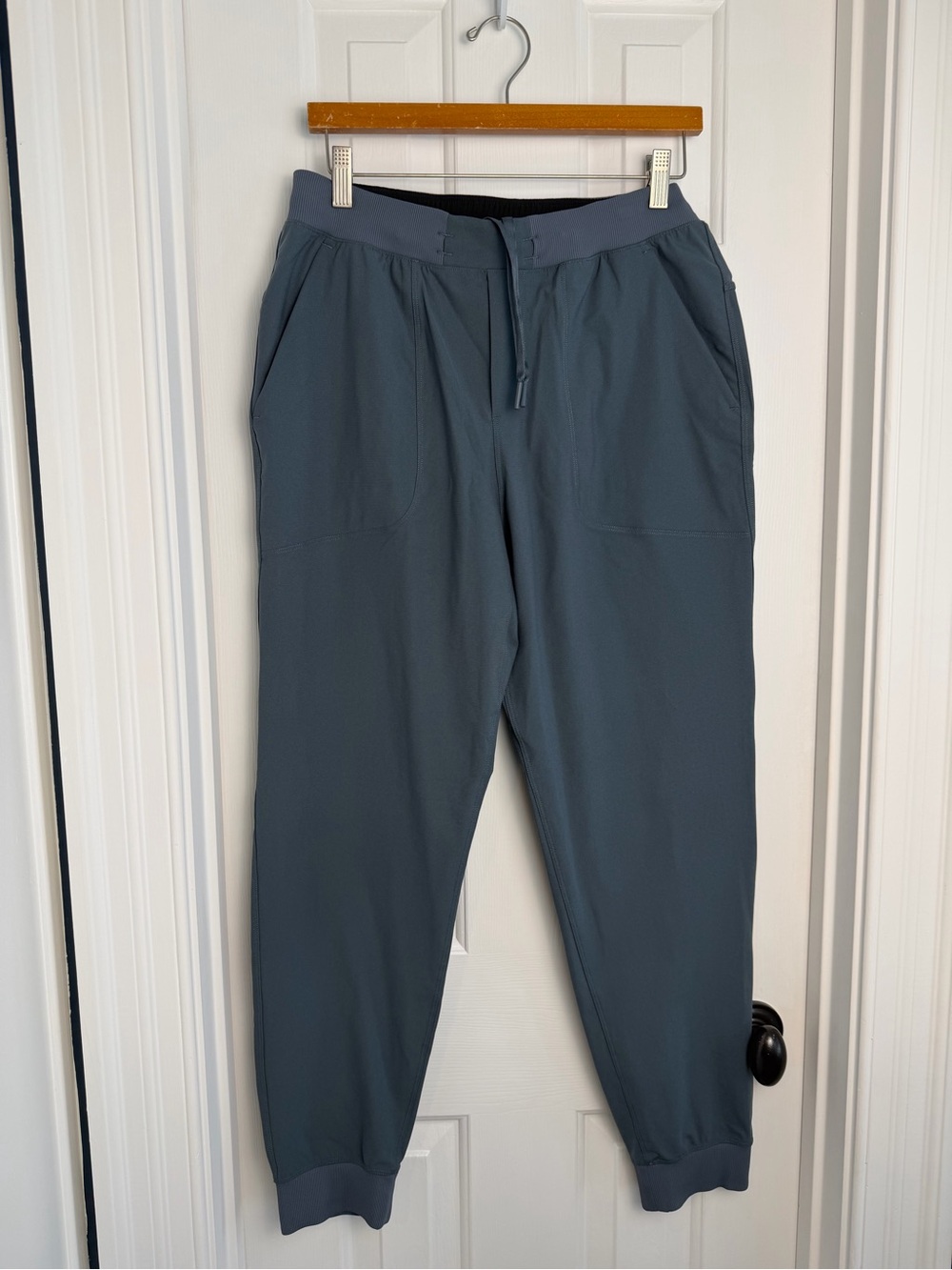 lululemon Men's ABC Warpstreme Jogger Regular - Oil Grey EUC - Picture 5 of 7